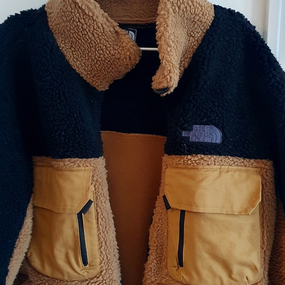 North Face Jacket - Picture 2 of 3